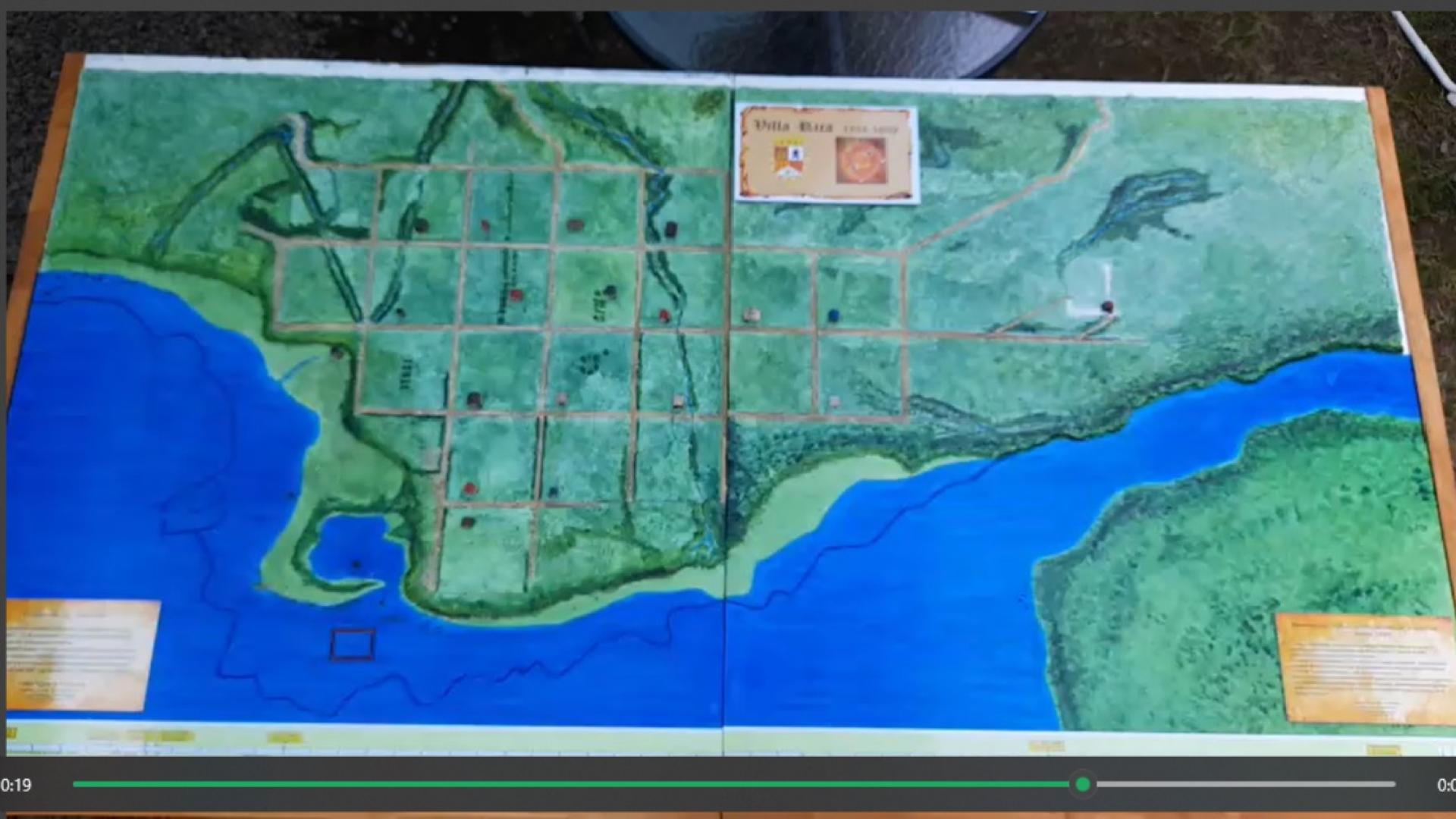 La maqueta de Villarrica (en proceso de terminación) habla de su historia, de como el lago ha sido modificado a través de su historia, se busca generar cultura local y sentido de arraigo con el territorio y la comunidad (identidad local), también resulta muy atractiva para los turistas que visitan la zona