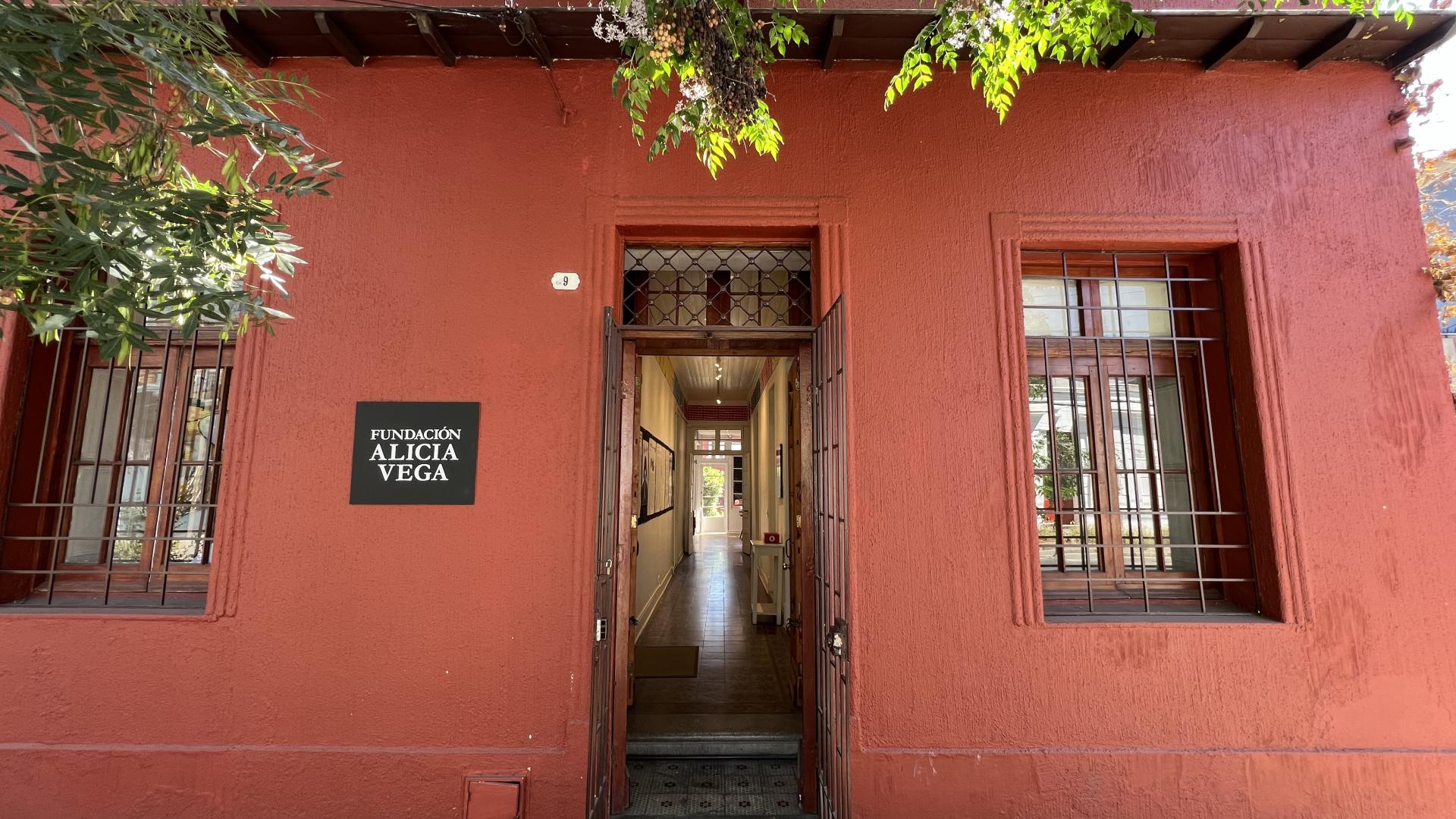 Frontis casa de la fundación alicia Vega 